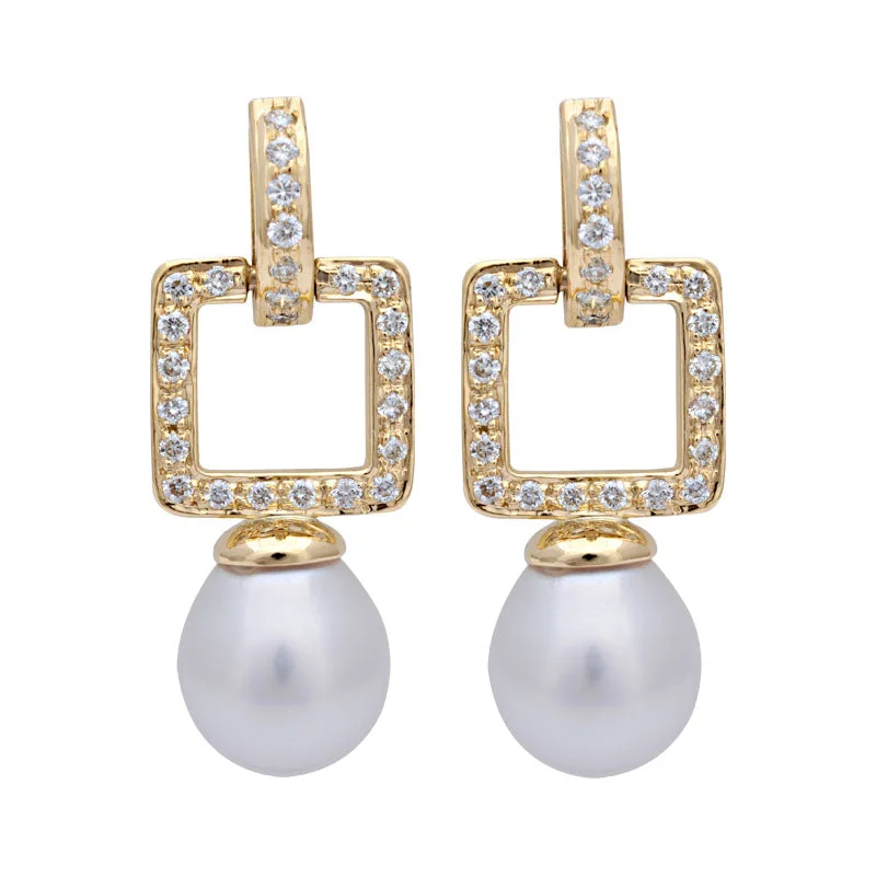 ladies-everyday-gold-earrings-Earrings-South Sea Pearl and Diamond