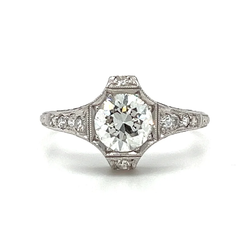 engagement-bridal-gold-ring-Pre-Owned Antique Platinum & Diamond Engagement Ring