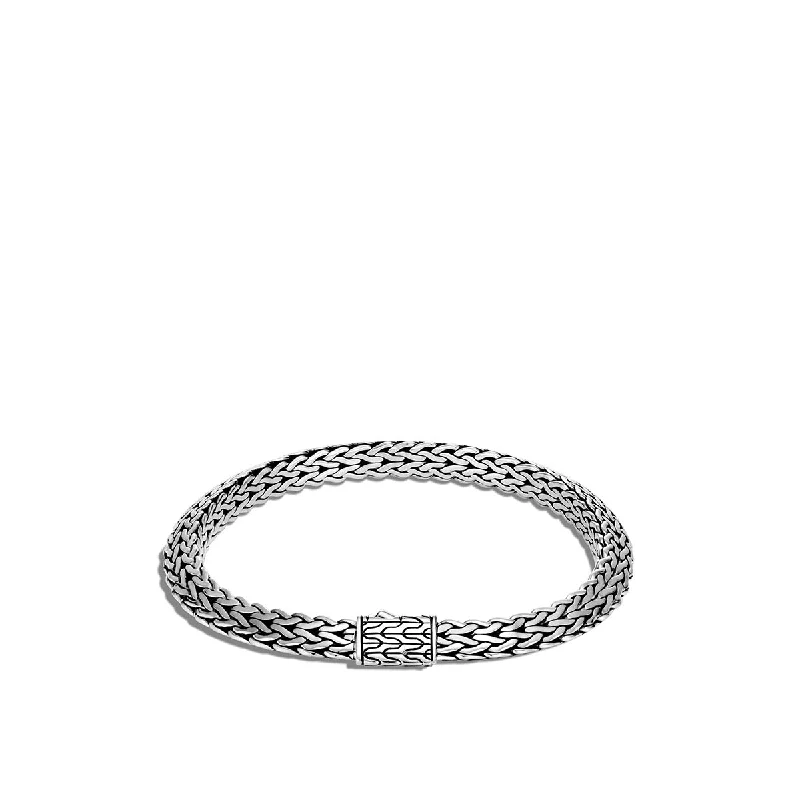 Ladies bracelets knotted flair -Classic Chain Silver Tiga Chain Bracelet