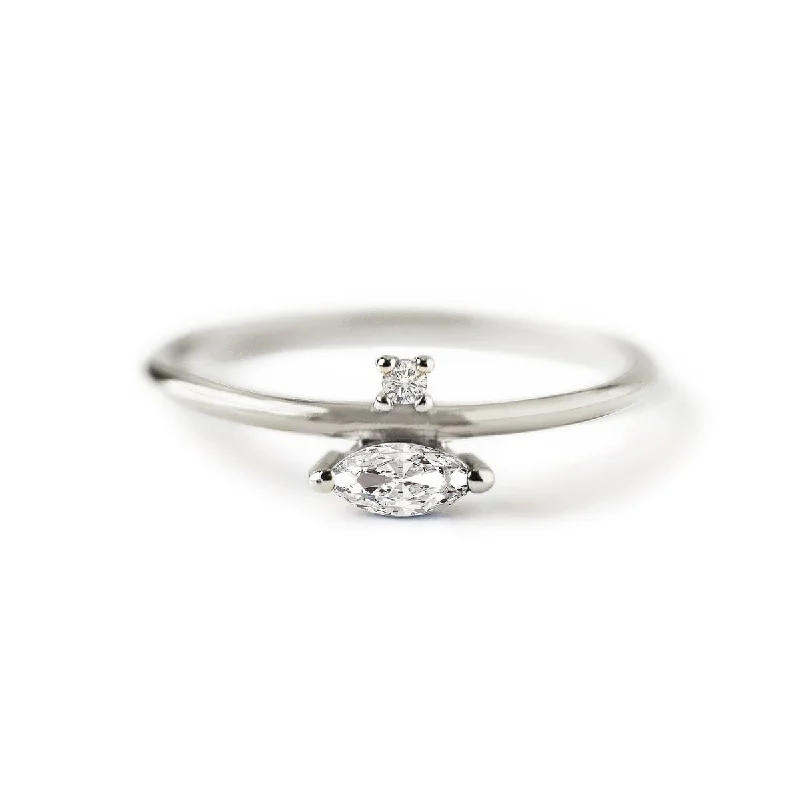 ladies-elegant-silver-rings-Marquise Band Ring