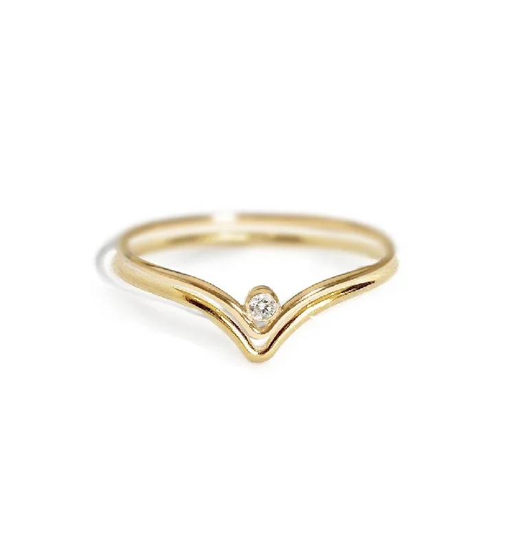 ladies-pearl-eternity-rings-Chevron Ring Set