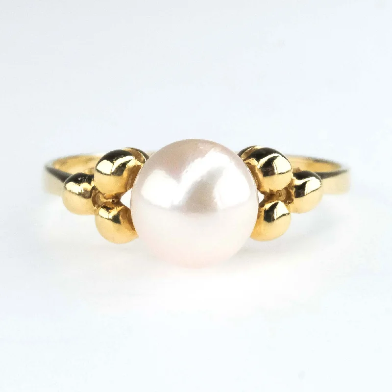 ladies-luxury-rose-gold-rings-14K Yellow Gold 6.5mm Pearl Solitaire Ring Size 6