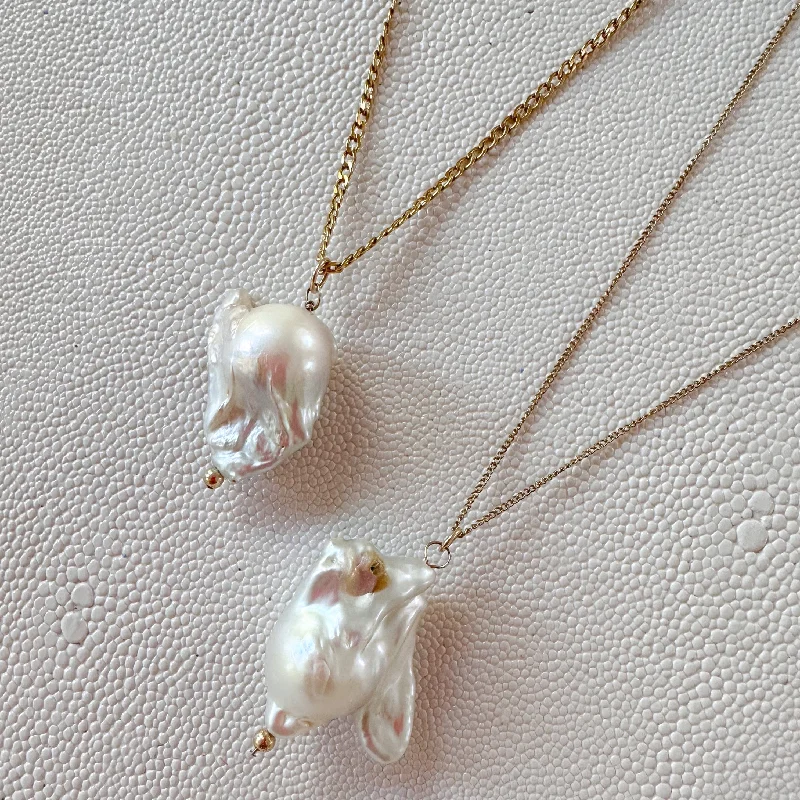 Ladies necklaces for teachers -Baroque Pearl Necklace