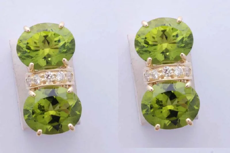 ladies-ethnic-gold-earrings-Repair - Earrings - Peridot and Diamond in 18K Gold (1878I)