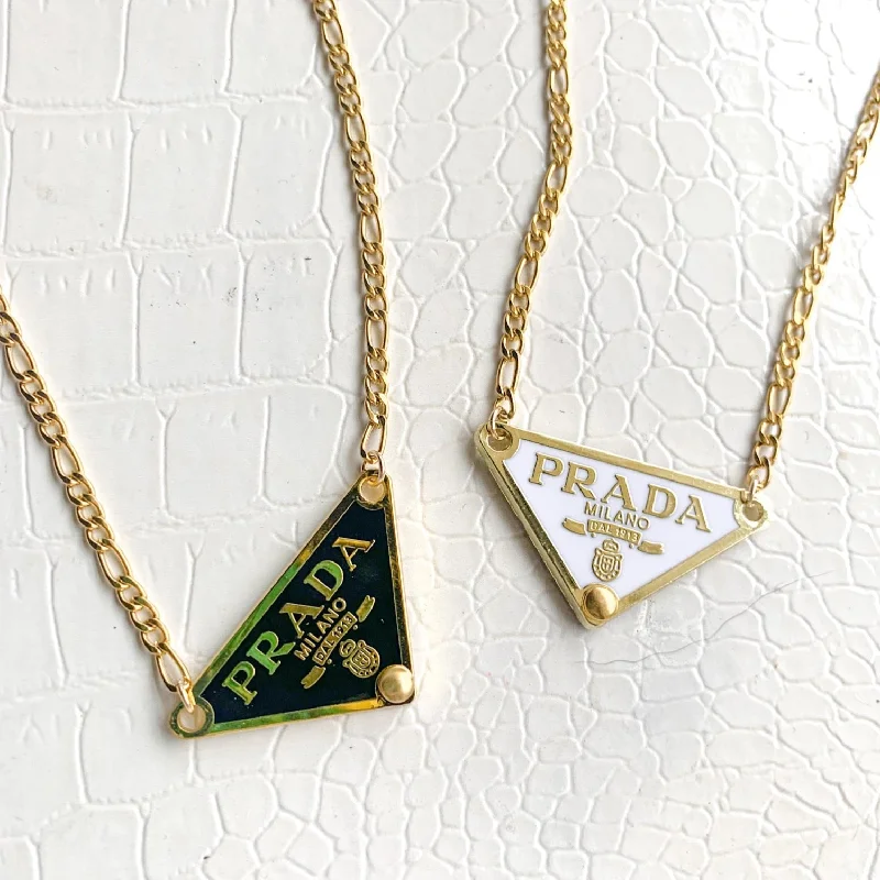 Ladies necklaces with lime serpentine -Gold Rad Necklace